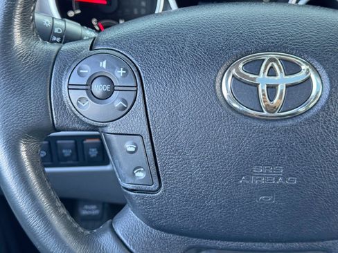 Used 2010 Toyota Sequoia Limited image 20