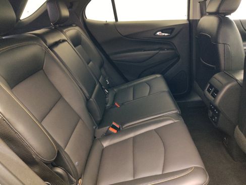 Used 2018 Chevrolet Equinox Premier AWD/4WD image 19