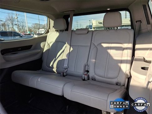 Certified 2022 Jeep Wagoneer Series III w/ Premium Group I image 10