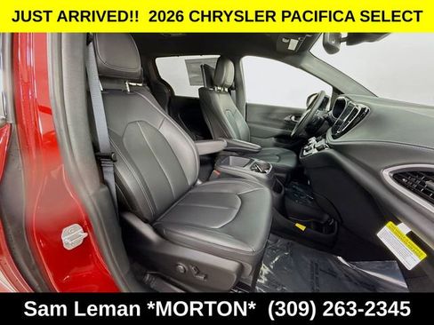New 2026 Chrysler Pacifica Select image 30
