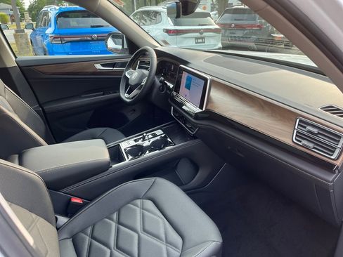 New 2026 Volkswagen Atlas SE image 21
