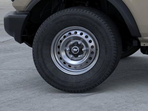 New 2025 Ford Bronco 4-Door image 21
