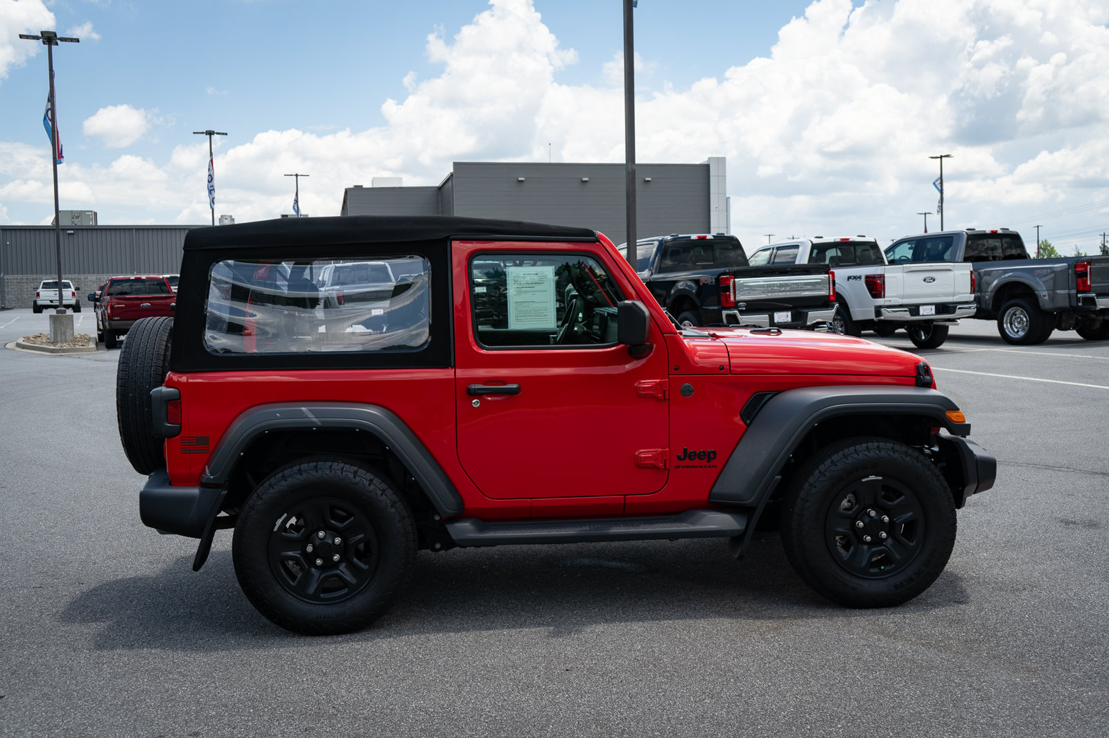 Used 2024 Jeep Wrangler Sport AWD/4WD image 11