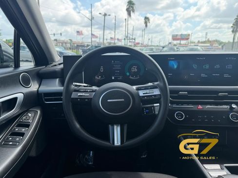 Used 2025 Hyundai Sonata SEL FWD image 13