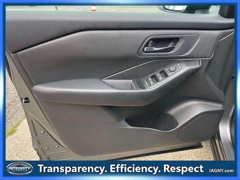 Used 2023 Nissan Rogue SV AWD/4WD image 48