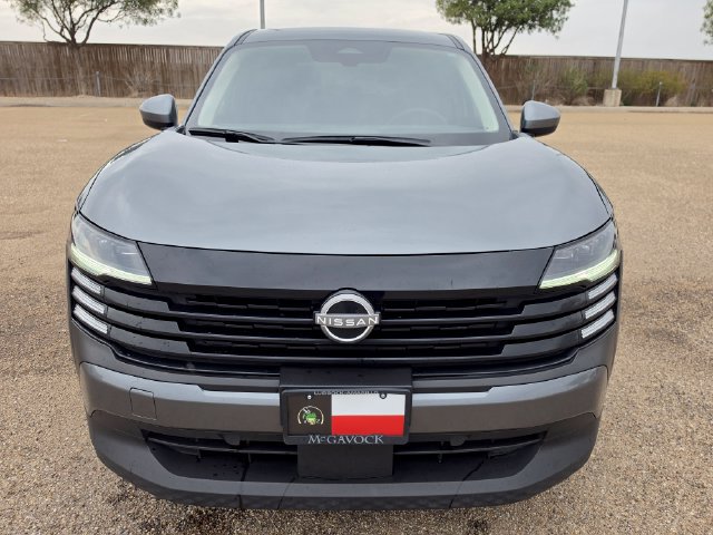 Certified 2025 Nissan Kicks SV AWD/4WD image 3