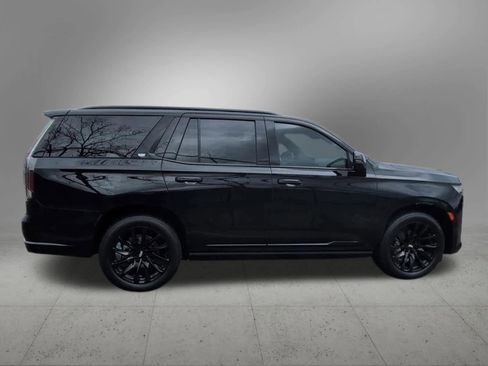 Used 2024 Cadillac Escalade Sport w/ LPO, ONYX Package image 7