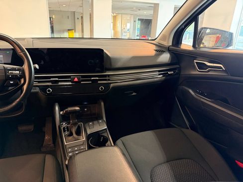 Used 2026 Kia Sportage LX AWD/4WD image 36