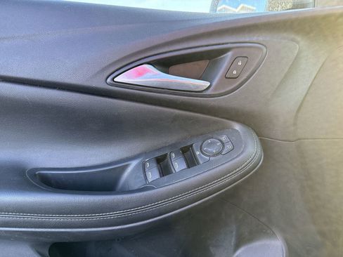 Used 2021 Buick Encore GX Preferred image 13