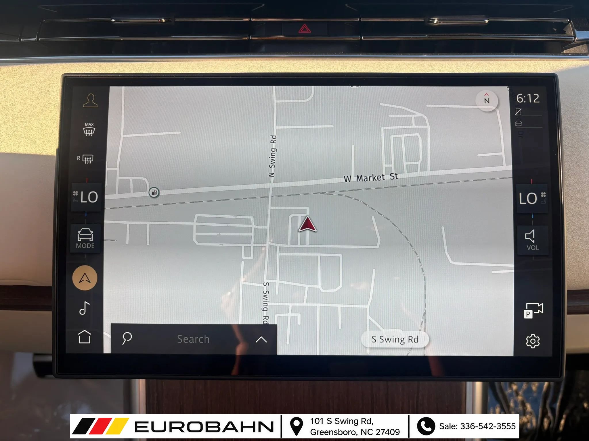 Used 2025 Land Rover Range Rover SE AWD/4WD image 19