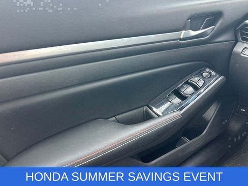 Used 2024 Nissan Altima 2.5 SR w/ SR Premium Package FWD image 14
