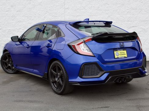 Used 2018 Honda Civic Sport image 6