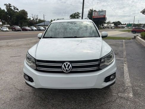 Used 2016 Volkswagen Tiguan SEL FWD image 2