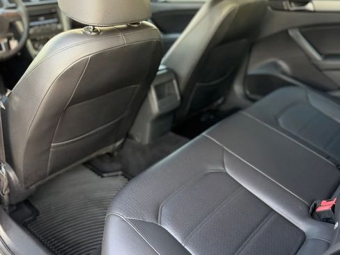 Used 2014 Volkswagen Passat 1.8T Wolfsburg Edition FWD image 12