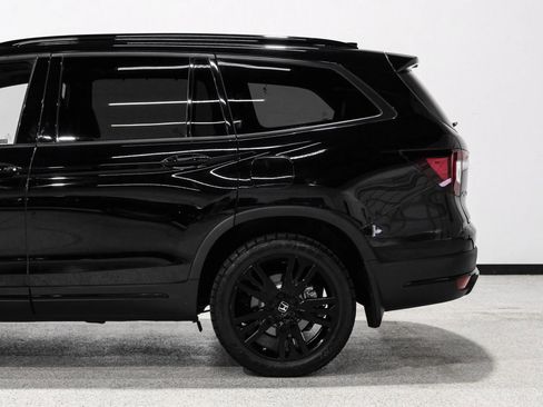 Used 2022 Honda Pilot Black Edition image 11