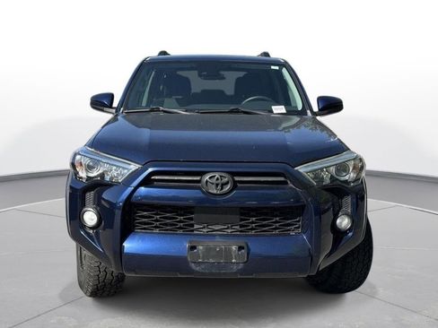 Used 2020 Toyota 4Runner SR5 image 3