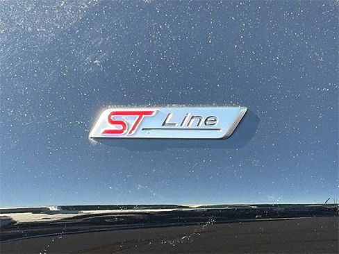 Used 2023 Ford Explorer ST-Line w/ Class IV Trailer Tow Package image 10