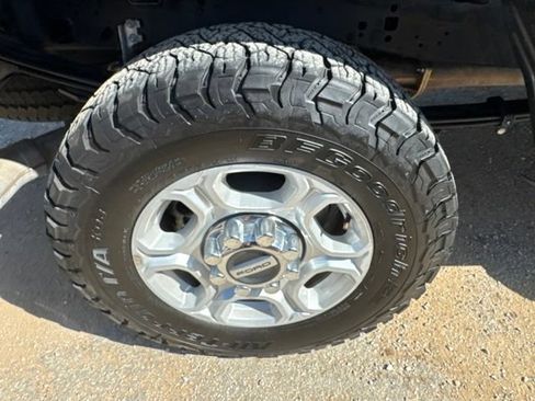 Used 2025 Ford F250 XLT w/ FX4 Off-Road Package AWD/4WD image 26