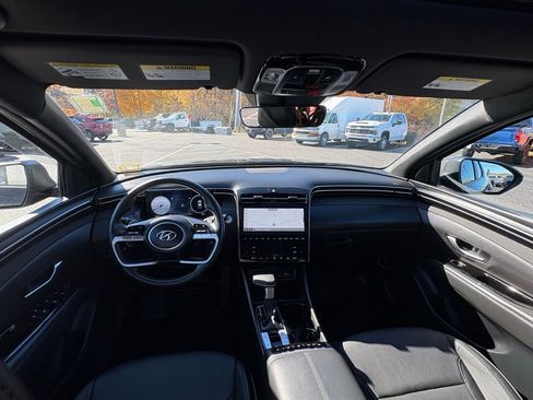 Used 2023 Hyundai Santa Cruz Limited image 11