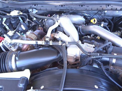 Used 2025 Ford F250 XLT AWD/4WD image 24