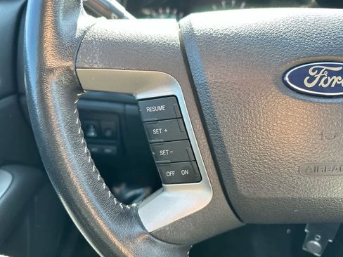 Used 2010 Ford Fusion SEL image 29