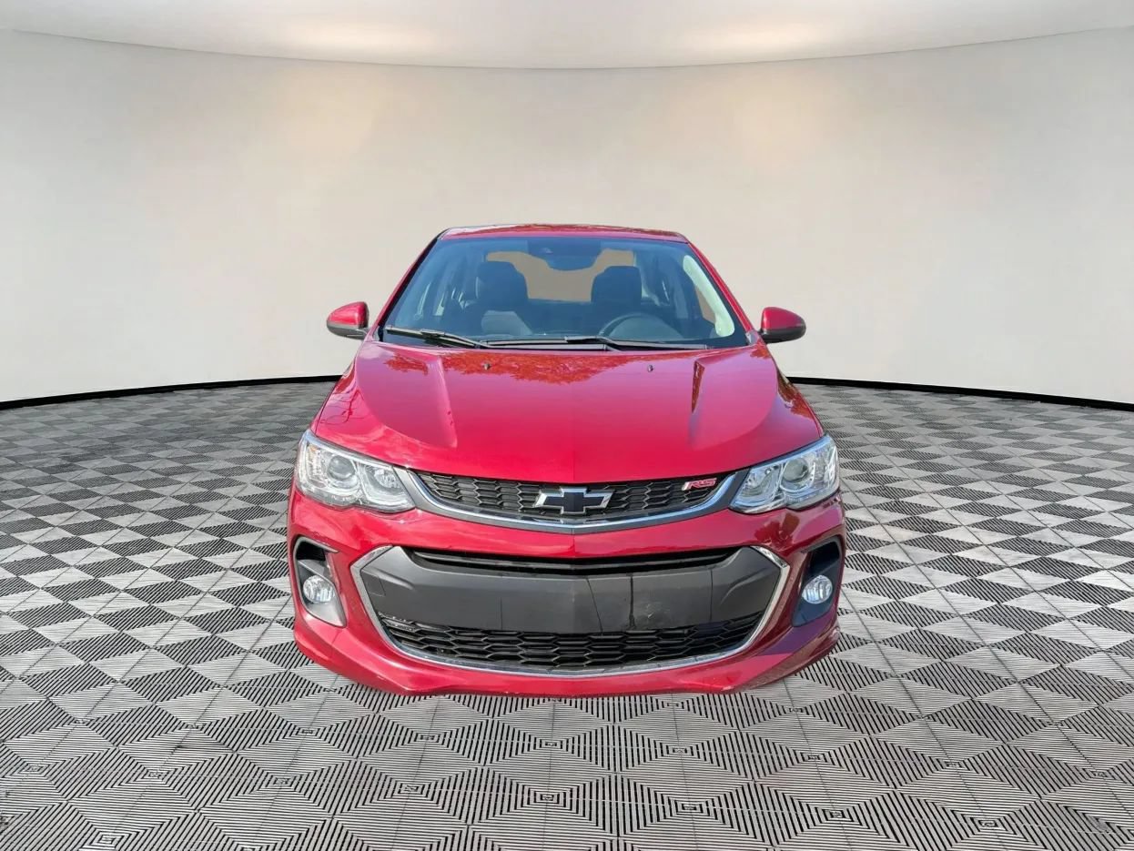 Used 2020 Chevrolet Sonic LT w/ Convenience Package FWD image 2