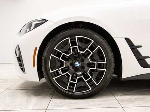 Used 2025 BMW 430i xDrive w/ M Sport Package AWD/4WD image 35