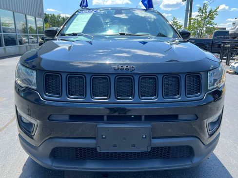 Used 2021 Jeep Compass Latitude FWD image 9