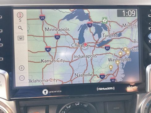 Used 2024 Toyota 4Runner SR5 Premium image 17