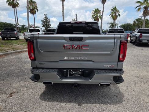 Used 2023 GMC Sierra 1500 AT4 w/ Technology Package AWD/4WD image 13