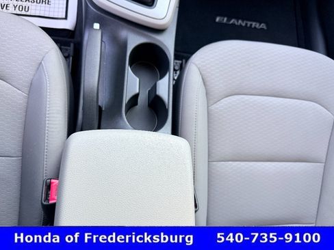 Used 2019 Hyundai Elantra Value Edition w/ Winter Weather Package FWD image 30