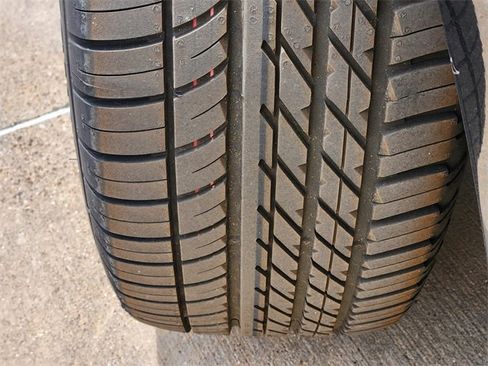 Used 2026 Jaguar F-PACE R-Dynamic S image 8