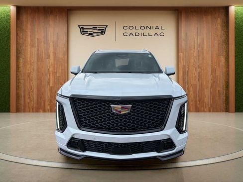 Certified 2026 Cadillac Escalade V AWD/4WD image 8