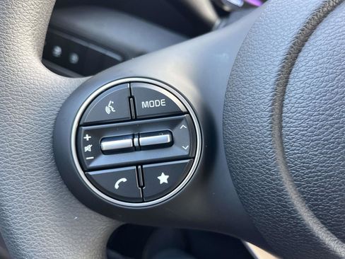 New 2025 Kia Soul LX image 18