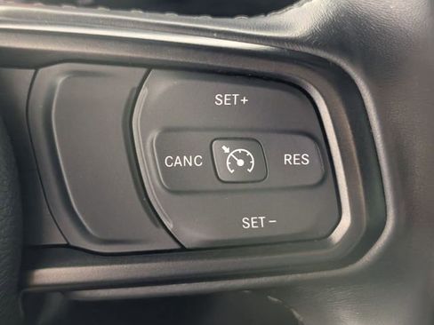 Used 2020 Jeep Wrangler Unlimited Sport image 15