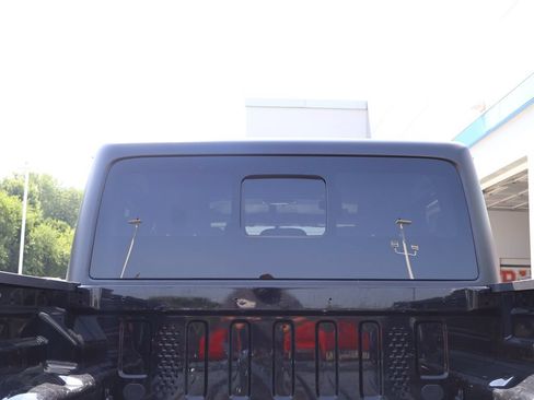 Used 2021 Jeep Gladiator Sport AWD/4WD image 28