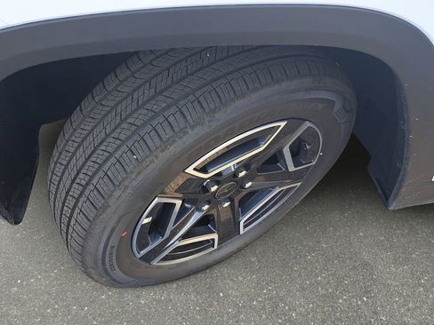 New 2026 Jeep Cherokee Laredo AWD/4WD image 31