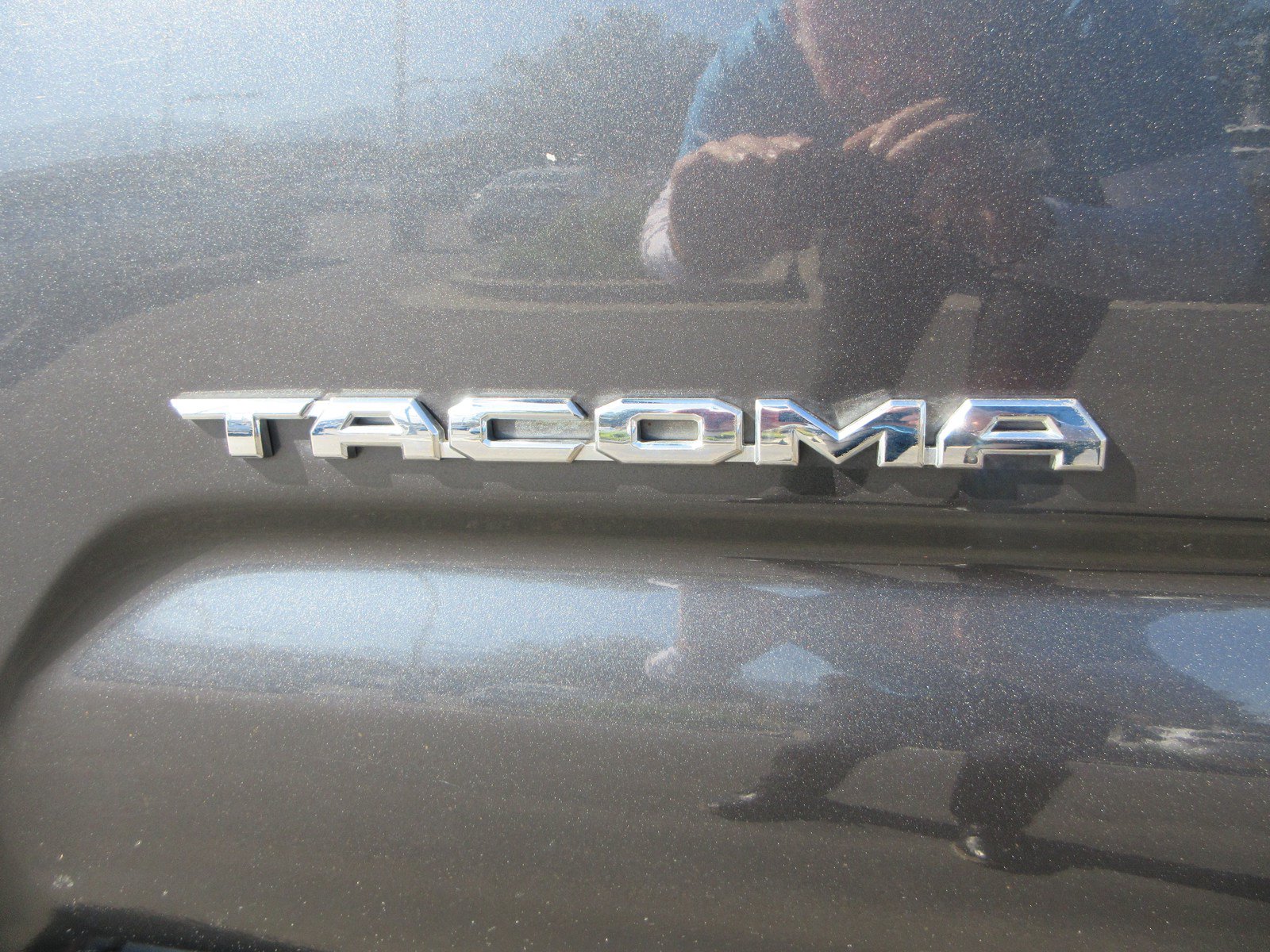 Used 2019 Toyota Tacoma TRD Off-Road AWD/4WD image 3