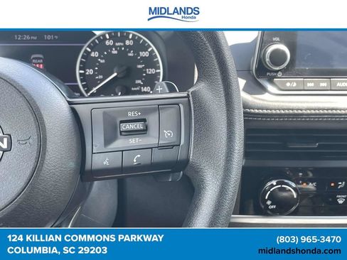 Used 2024 Nissan Rogue S FWD image 21