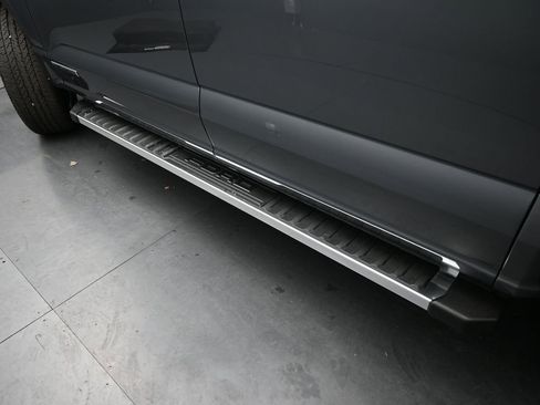 New 2025 Ford F150 Lariat w/ Equipment Group 501A Mid image 11