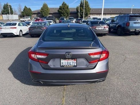 Used 2019 Honda Accord Sport image 6