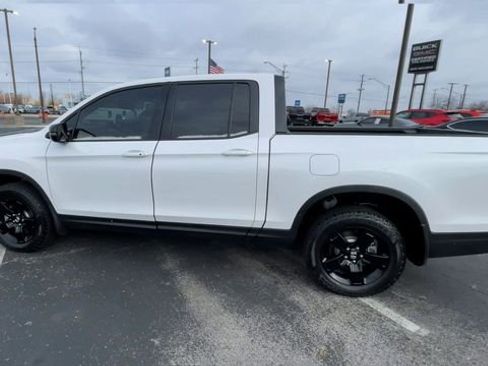 Used 2025 Honda Ridgeline Black Edition image 7