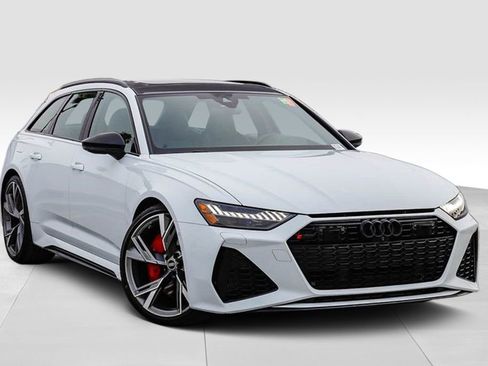 Used 2021 Audi RS 6 w/ Executive Package AWD/4WD image 2