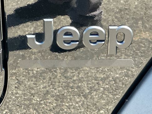 Used 2026 Jeep Wrangler Unlimited Sport AWD/4WD image 38