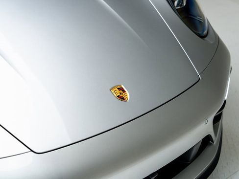 Certified 2024 Porsche 911 Targa 4 GTS image 32