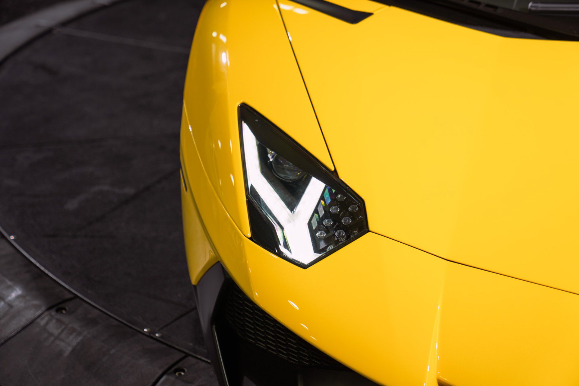 Used 2016 Lamborghini Aventador LP 750-4 Superveloce AWD/4WD image 11