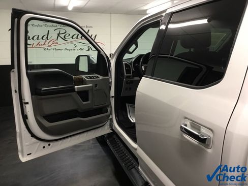 Used 2018 Ford F150 Lariat w/ Equipment Group 502A Luxury image 27