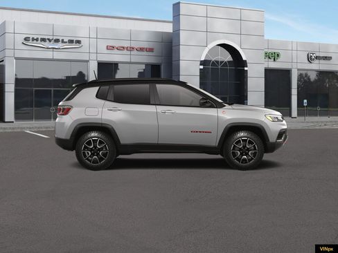 New 2026 Jeep Compass Trailhawk w/ Sun, Sound & Navigation Group AWD/4WD image 9