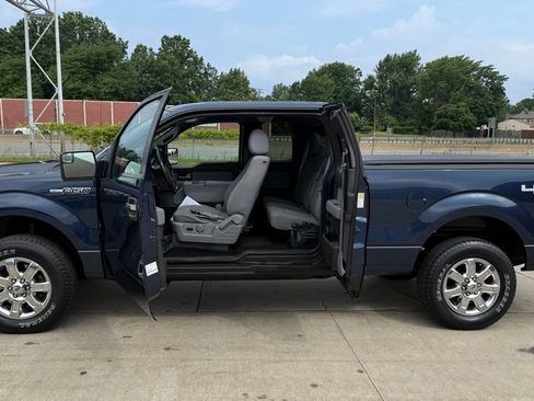Used 2014 Ford F150 XLT w/ Equipment Group 302A Luxury AWD/4WD image 15