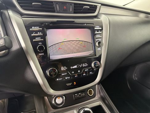Used 2021 Nissan Murano SV FWD image 16